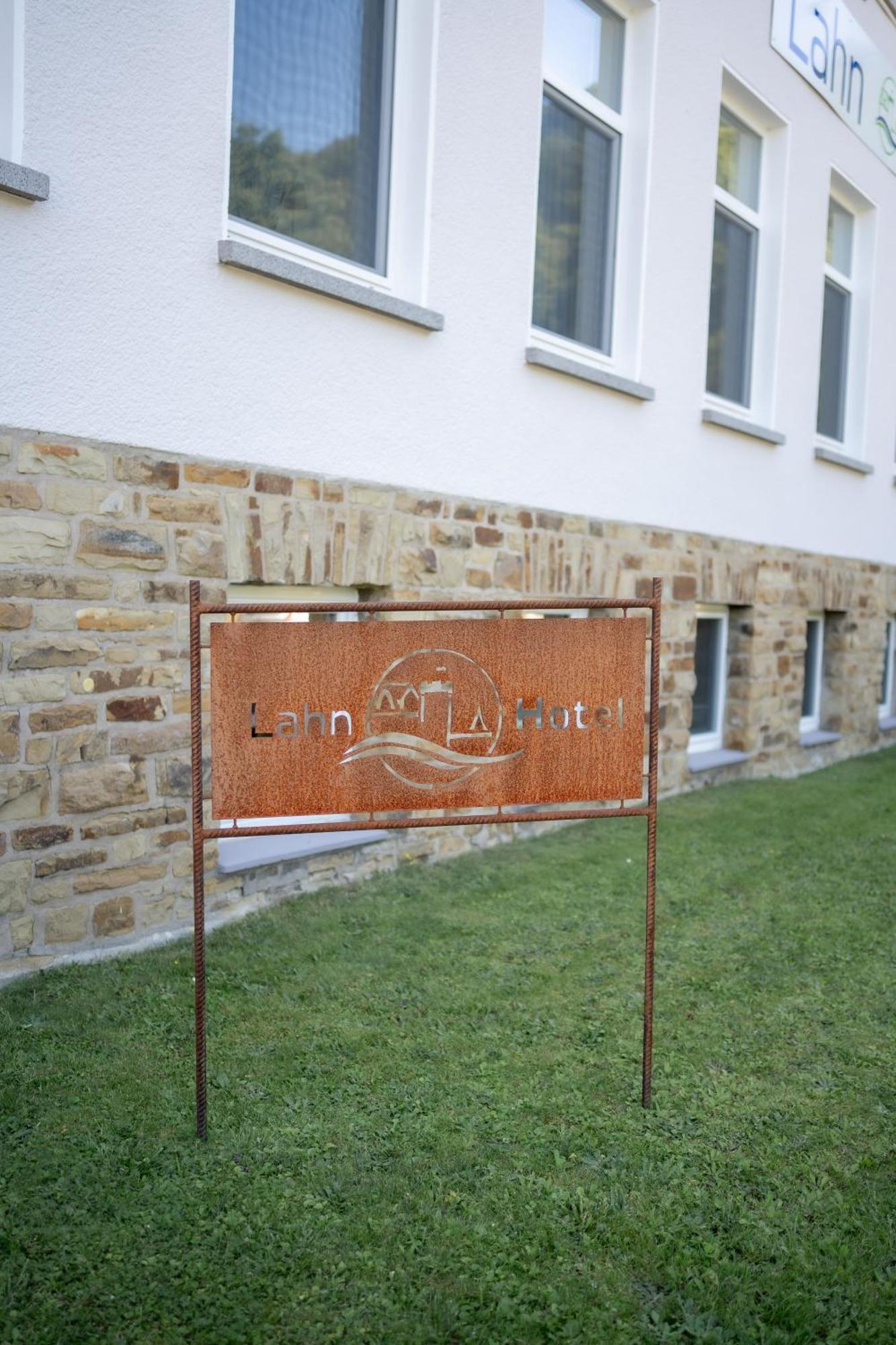 Lahn Hotel Биденкопф Экстерьер фото